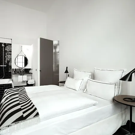 The Qvest Hideaway 4* Köln