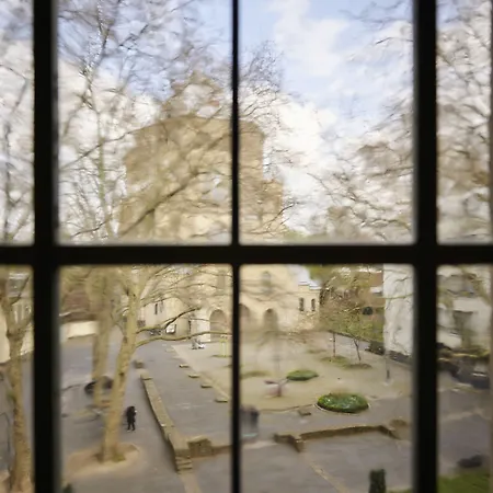 The Qvest Hideaway Hotel 4*