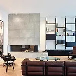 The Qvest Hideaway فندق كولونيا