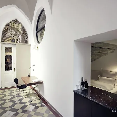 The Qvest Hideaway Otel Köln