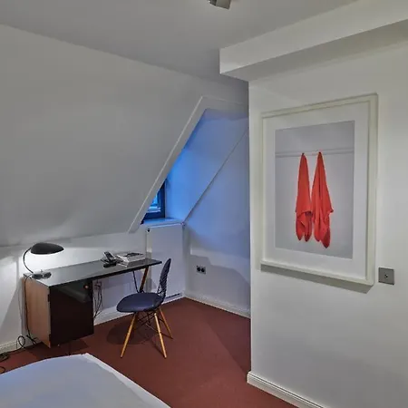 Otel The Qvest Hideaway