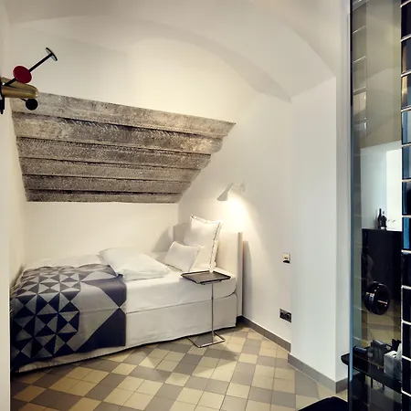The Qvest Hideaway 4*
