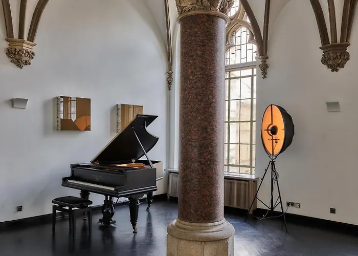 The Qvest Hideaway Hotel 4*