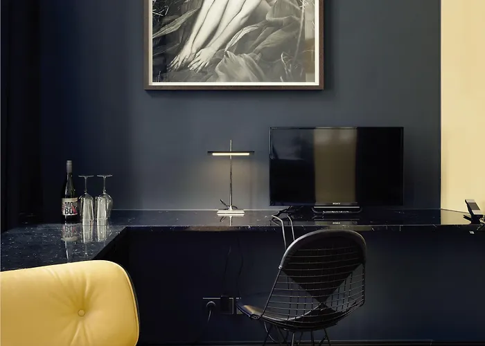 ザ クエスト ハイドアウェイ