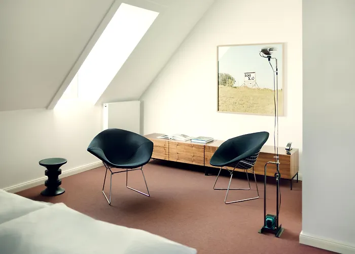 The Qvest Hideaway Hotel 4*