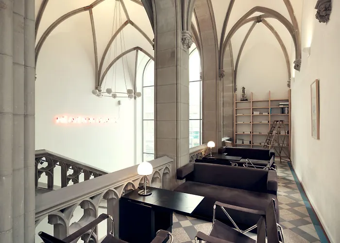 ザ クエスト ハイドアウェイ 4*