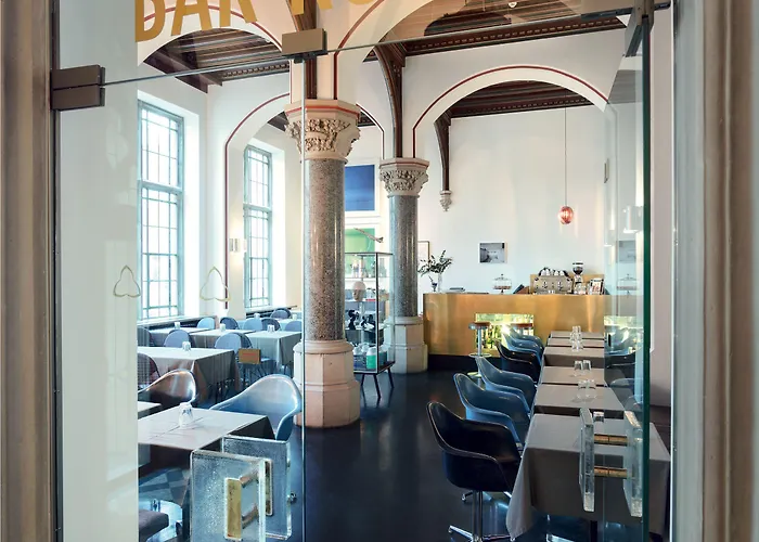 ホテル ザ クエスト ハイドアウェイ 4*