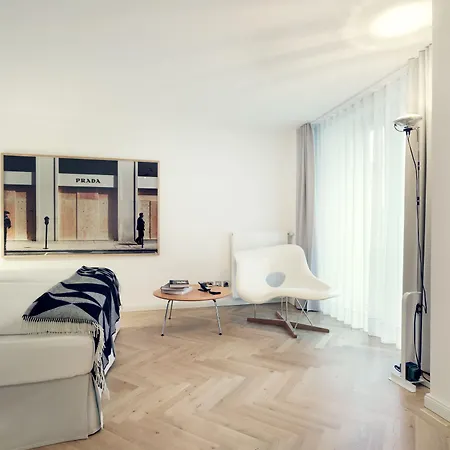 The Qvest Hideaway קלן